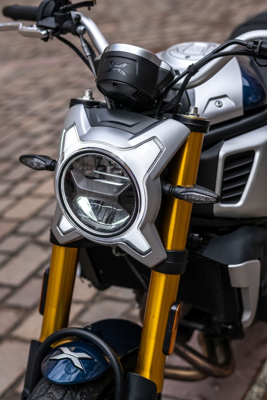 Benelli Leoncino 800 VS CFMOTO 700CL-X Heritage: prova a prendermi!